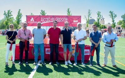 El Wanda de Alcalá de Henares acoge una verdadera fiesta del deporte infantil con la entrega de medallas a decenas de equipos  