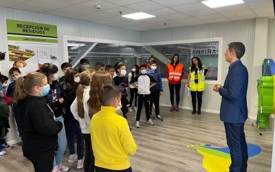 Comienzan las visitas de escolares de Alcalá al Complejo Medioambiental La Campiña