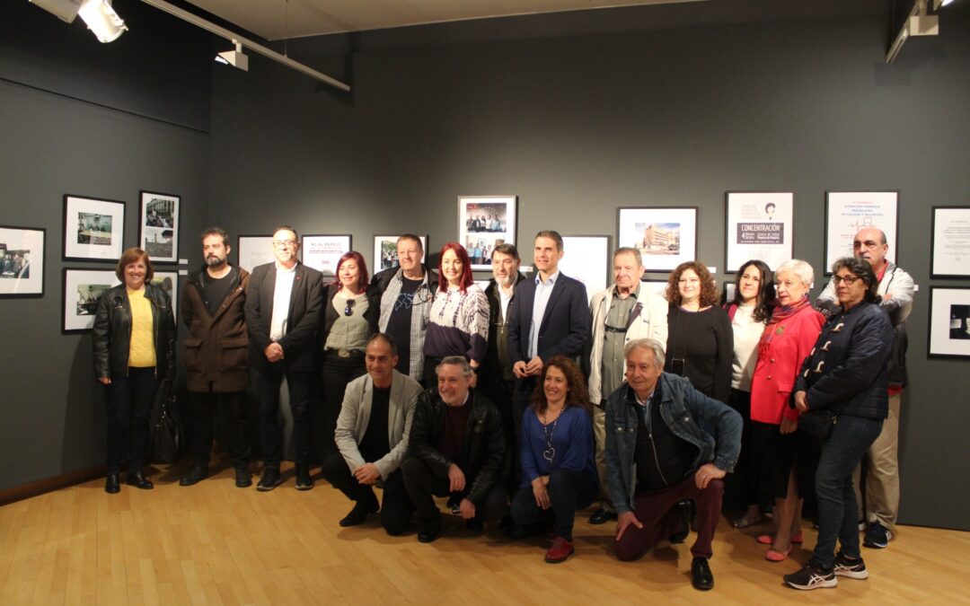 La Plataforma para la defensa y mejora de la Sanidad Pública de Alcalá muestra sus 25 años de trayectoria en una exposición