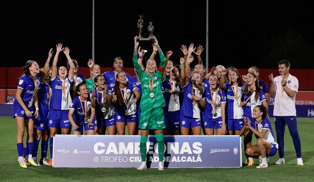 El Atlético de Madrid conquista el III Trofeo de Fútbol Femenino Ciudad de Alcalá by MadCup