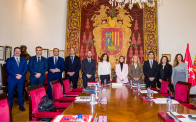 La alcaldesa Judith Piquet agradece a la presidenta Díaz Ayuso el respaldo a los vecinos de Alcalá y las inversiones del Gobierno de la Comunidad de Madrid